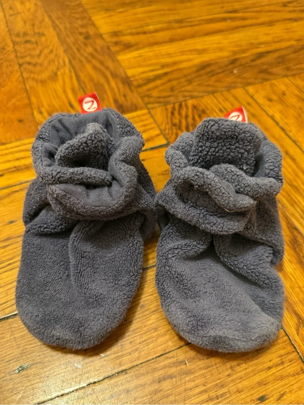 Zutano Baby 18M Grey/Lavender Booties with Red Logo
